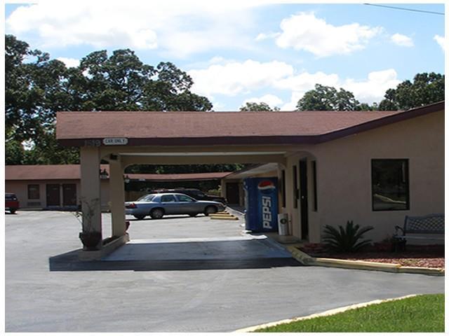 Passport Inn Perry Exterior foto