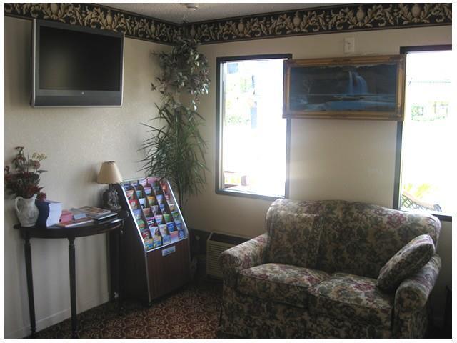 Passport Inn Perry Interior foto